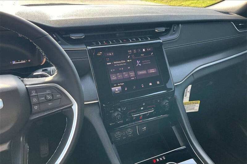 2025 Jeep Grand Cherokee Laredo X