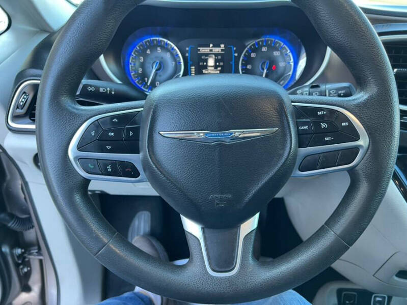 2017 Chrysler Pacifica Touring