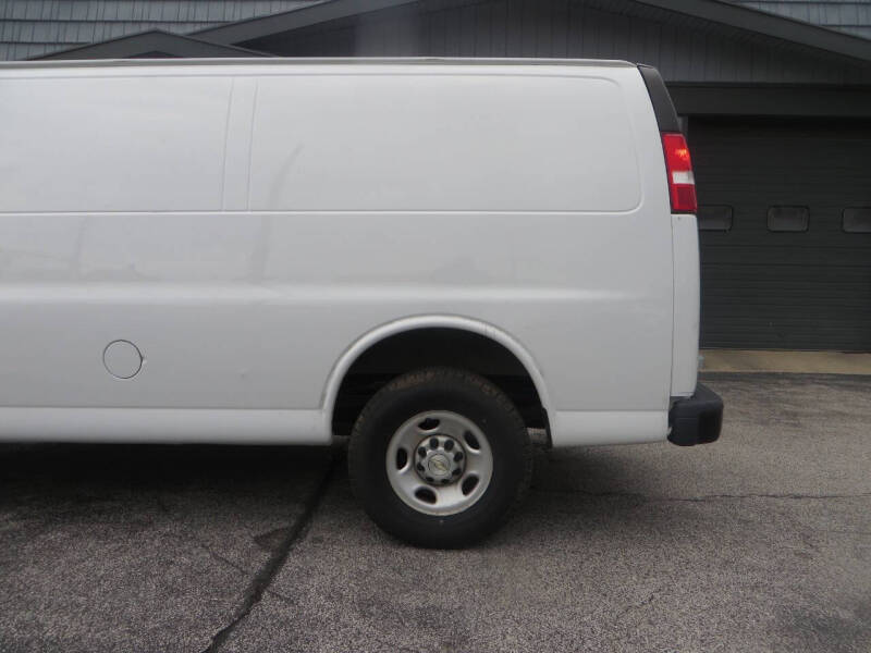 2021 Chevrolet Express 2500