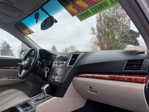 2010 Subaru Outback 2.5i Limited