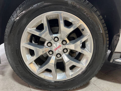 2017 GMC Yukon SLE