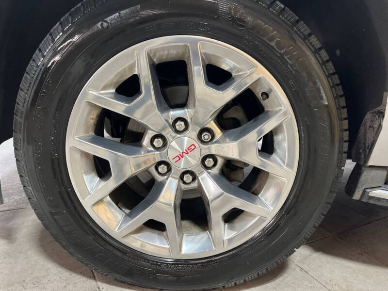 2017 GMC Yukon SLE