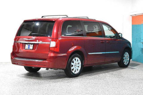 2011 Chrysler Town and Country Touring-L