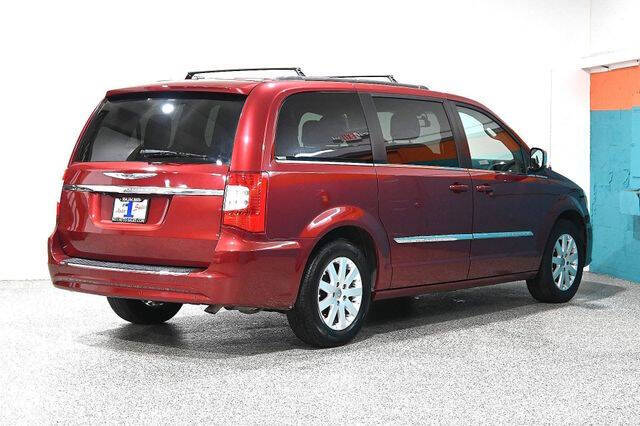 2011 Chrysler Town and Country Touring-L