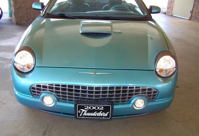 2002 Ford Thunderbird Deluxe