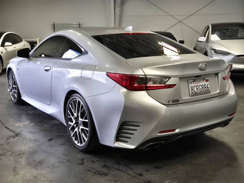 2016 Lexus RC 200t