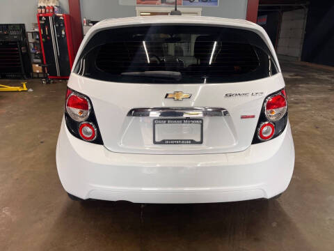 2015 Chevrolet Sonic LTZ Auto
