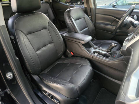 2017 GMC Acadia SLT-1