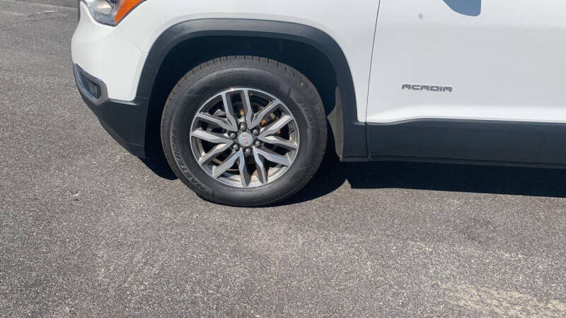 2019 GMC Acadia SLE-2