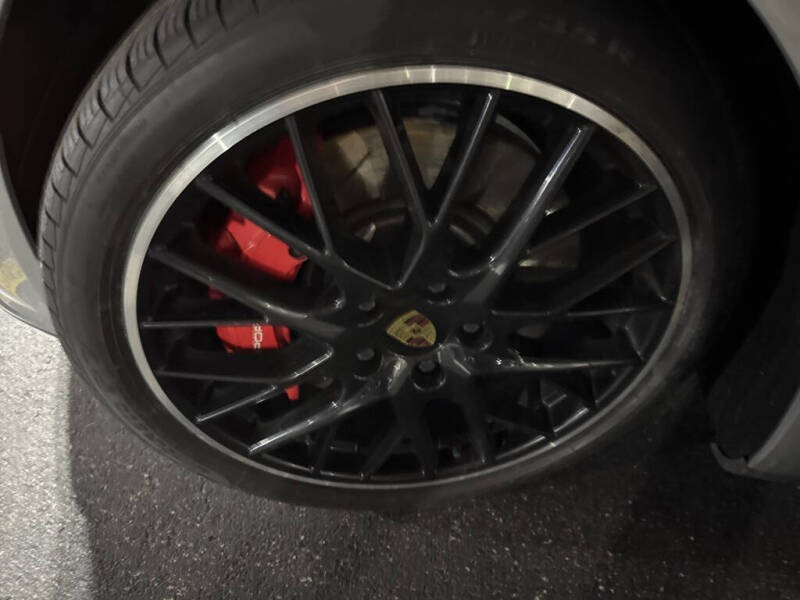 2017 Porsche Panamera Turbo