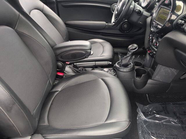 2015 MINI Hardtop 2 Door Cooper