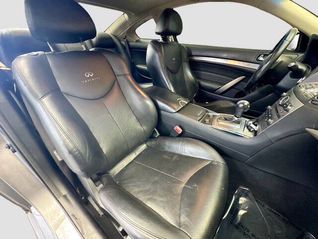 2011 Infiniti G37 Coupe Journey