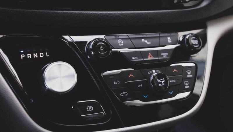 2019 Chrysler Pacifica Touring L