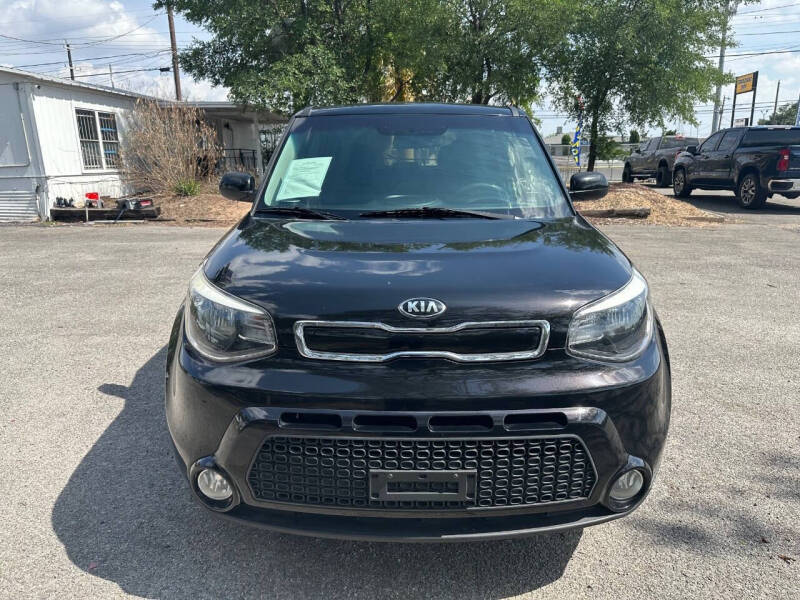 2016 Kia Soul +