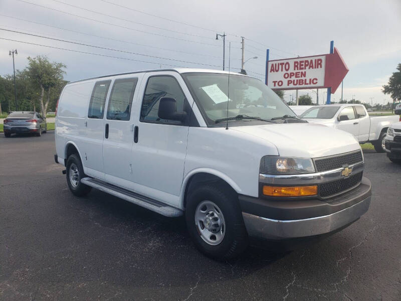 2020 Chevrolet Express 2500