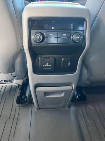 2019 GMC Acadia SLT-1