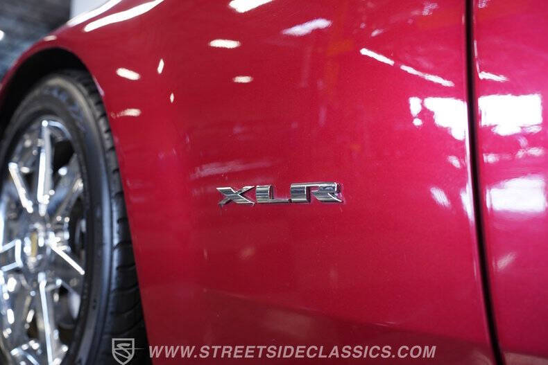 2005 Cadillac XLR