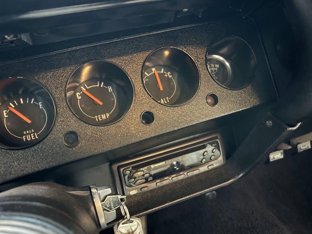 1970 Plymouth Cuda 20