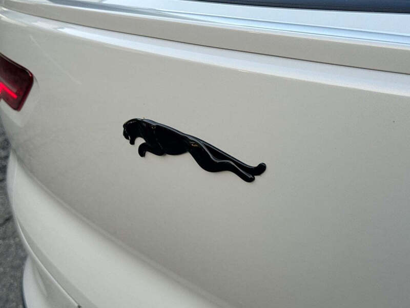 2022 Jaguar I-PACE EV400 HSE