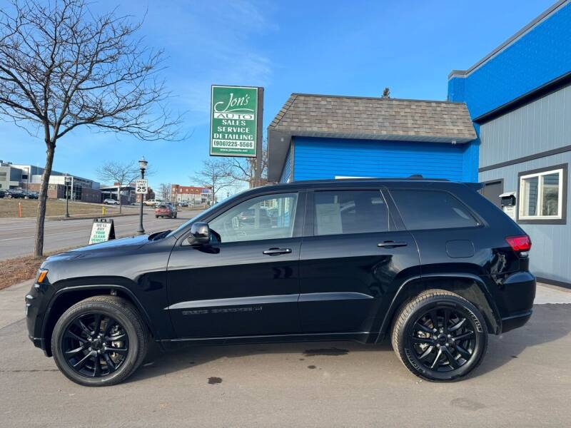 2022 Jeep Grand Cherokee WK for sale at Jon's Auto in Marquette MI
