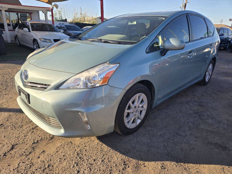2014 Toyota Prius v Three