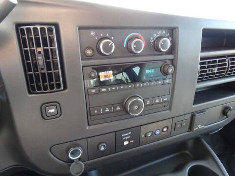 2024 Chevrolet Express LS 3500