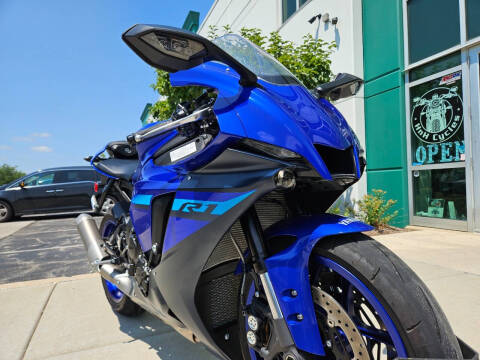 2024 Yamaha YZF-R1