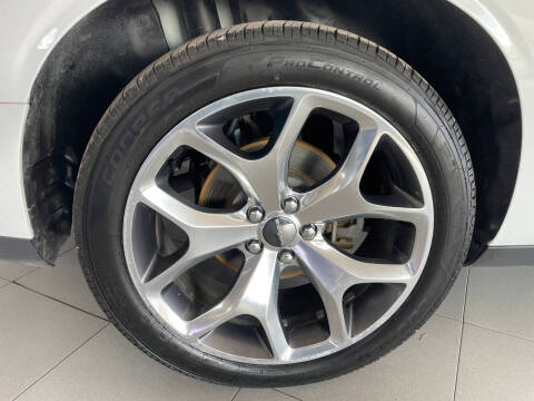 2015 Dodge Challenger SXT Plus