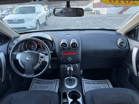 2010 Nissan Rogue S Krom