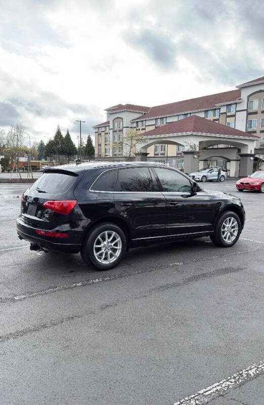 2011 Audi Q5 2.0T quattro Premium
