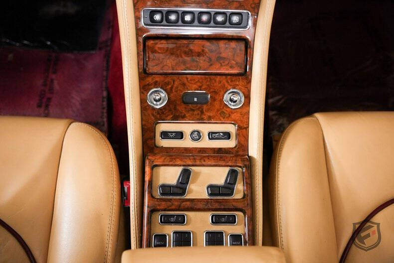 2001 Rolls-Royce Corniche