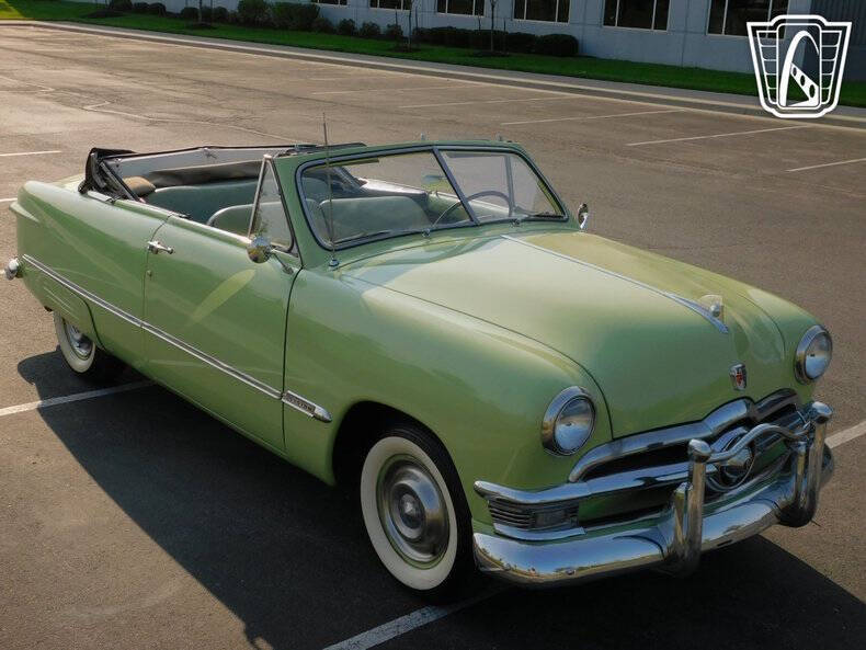 1950 Ford Deluxe