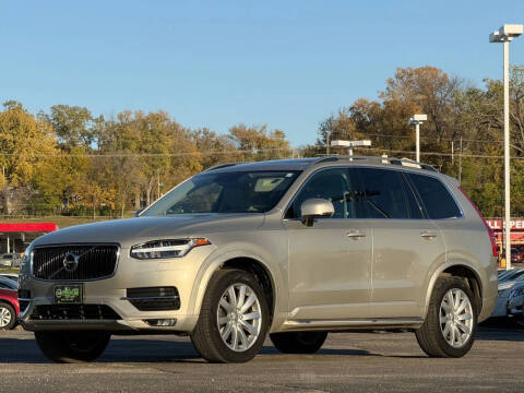 2016 Volvo XC90 T6 Momentum
