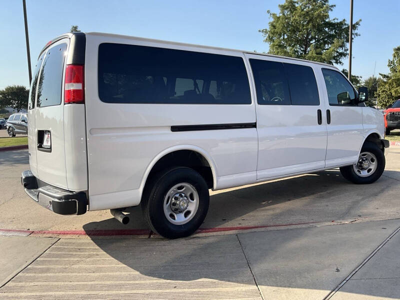 2024 Chevrolet Express LT 3500
