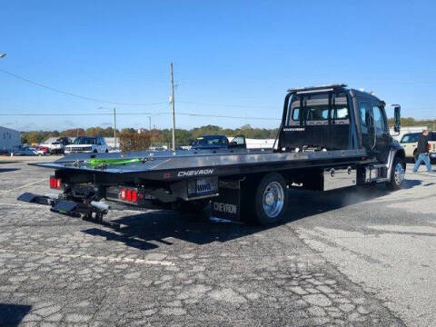 2026 Freightliner M2 106