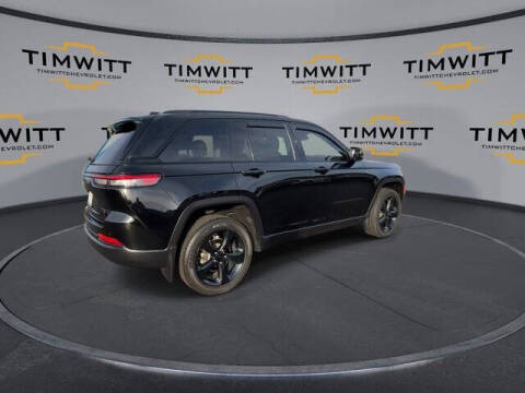 2022 Jeep Grand Cherokee Altitude