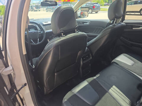 2016 Ford Edge Sport