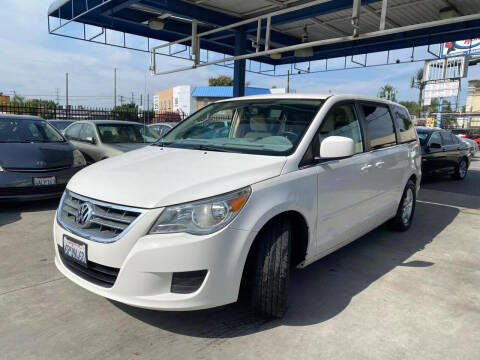 2010 Volkswagen Routan for sale at Hunter's Auto Inc in North Hollywood CA