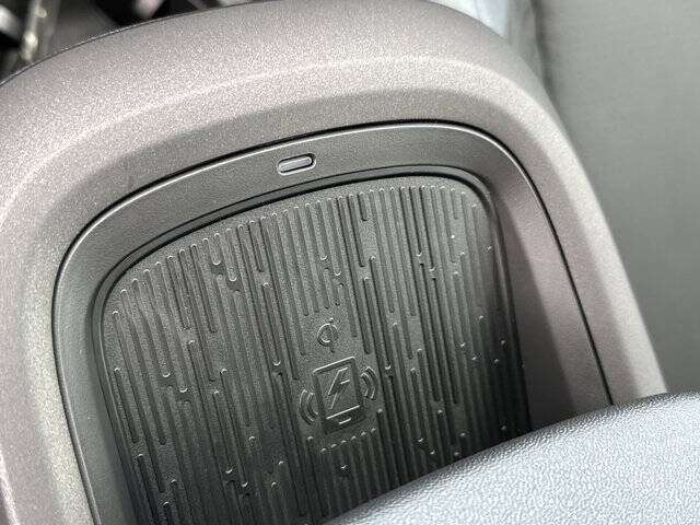 2026 Nissan LEAF Platinum+