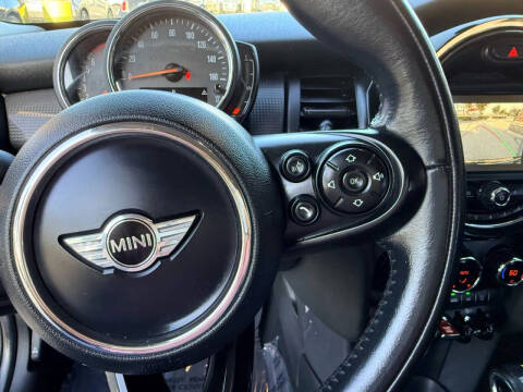 2018 MINI Hardtop 4 Door Cooper