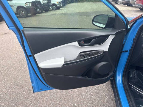 2022 Hyundai Kona SEL