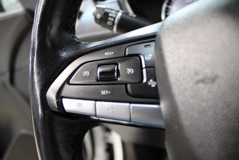 2021 Cadillac XT4 Premium Luxury