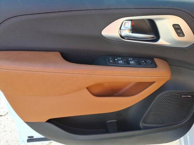 2026 Chrysler Pacifica Pinnacle