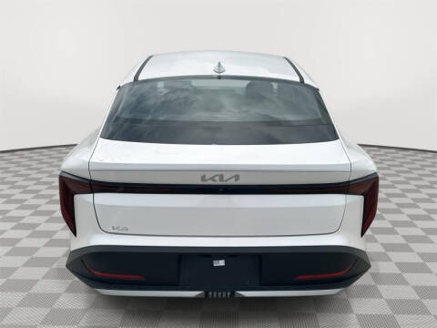 2026 Kia K4 LX