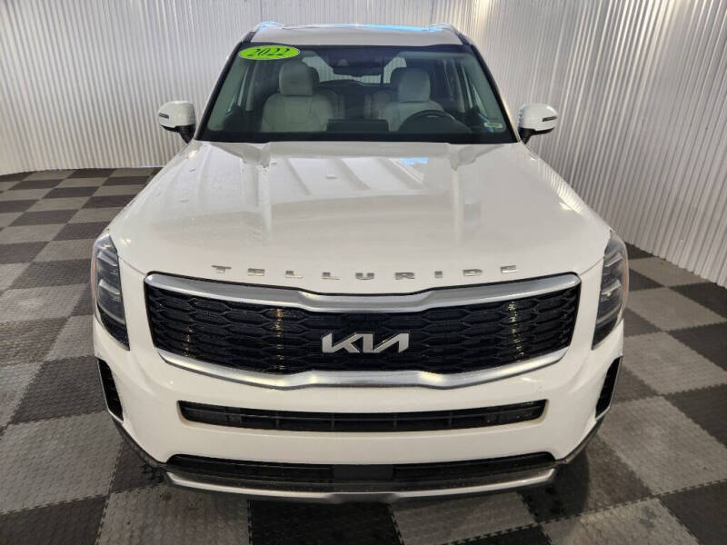 Used 2022 Kia Telluride EX with VIN 5XYP34HC9NG275931 for sale in Lighthouse Point, FL