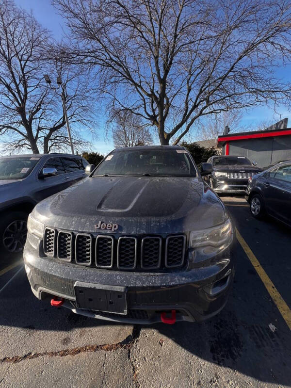 2018 Jeep Grand Cherokee for sale at AUTOPLEX OF MILWAUKEE in Milwaukee WI