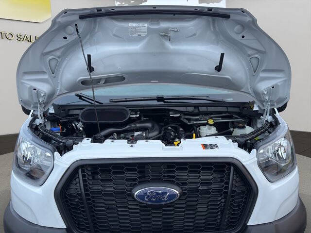 2025 Ford Transit 250