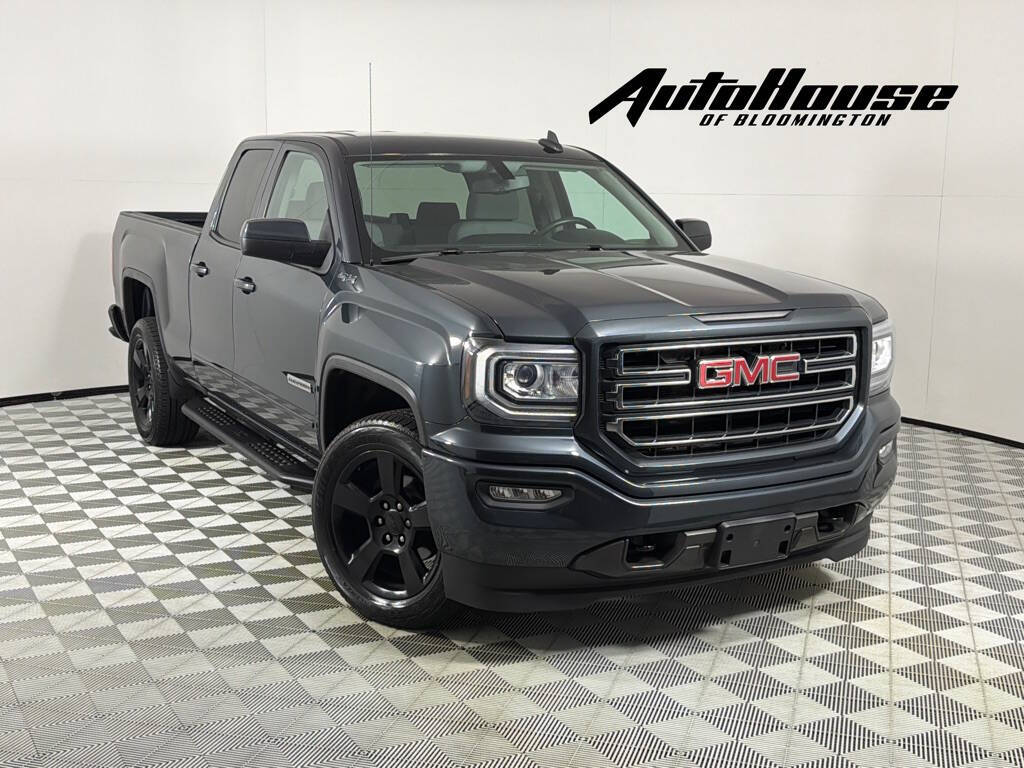 2018 GMC Sierra 4WD Double Cab Standard Box's photo