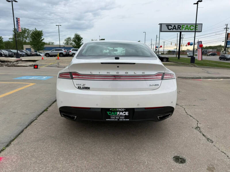 2014 Lincoln MKZ