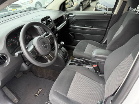 2015 Jeep Compass Sport